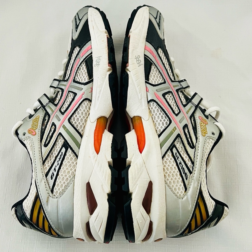 Asics~GT2100~Running/Gym Shoe - Picture 10 of 11